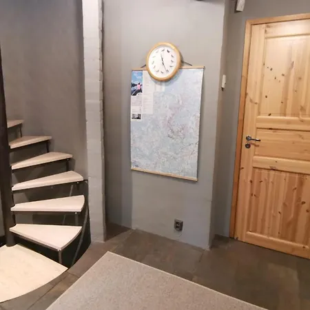 Kaeenpesaen Aihki Apartman *